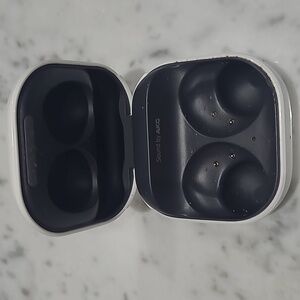 Galaxy buds 2 charging case